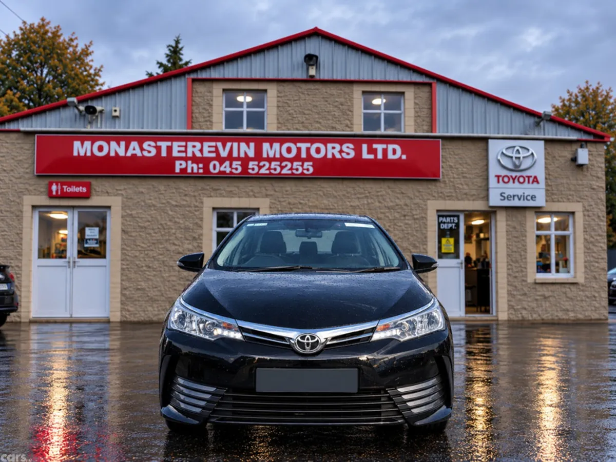 Toyota Corolla Saloon, Petrol, 2018, Black
