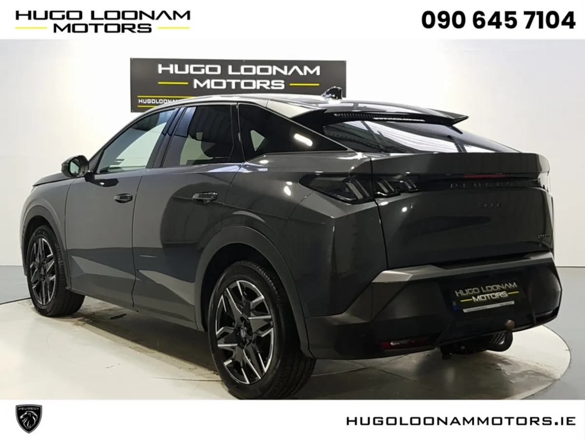 Peugeot 3008 MPV, Petrol, 2025, Grey