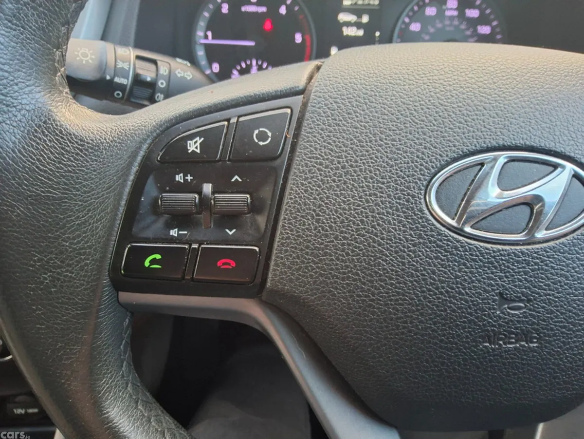Hyundai Tucson SUV, Diesel, 2016, Beige