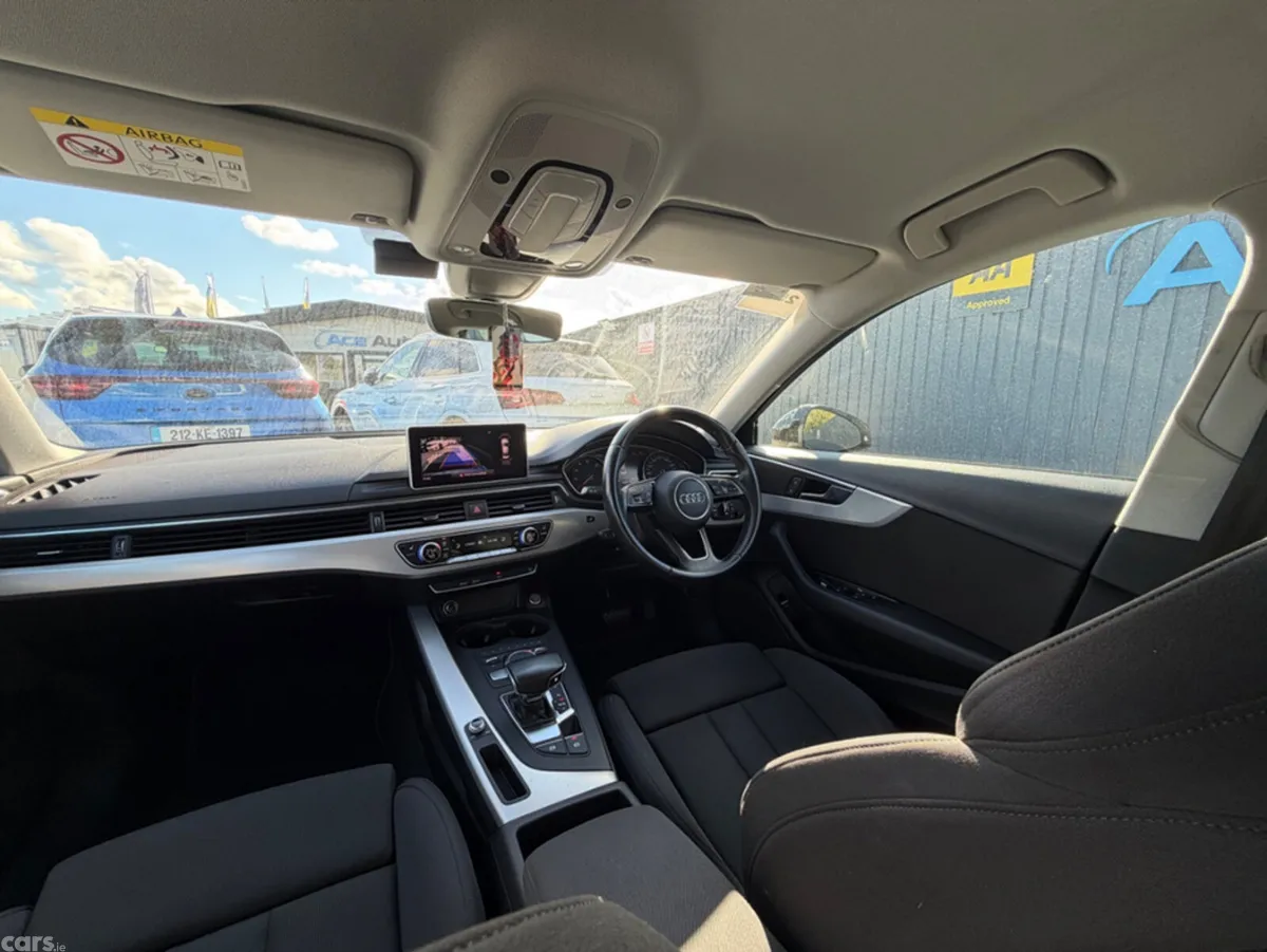 Audi A4 Saloon, Petrol, 2017, White