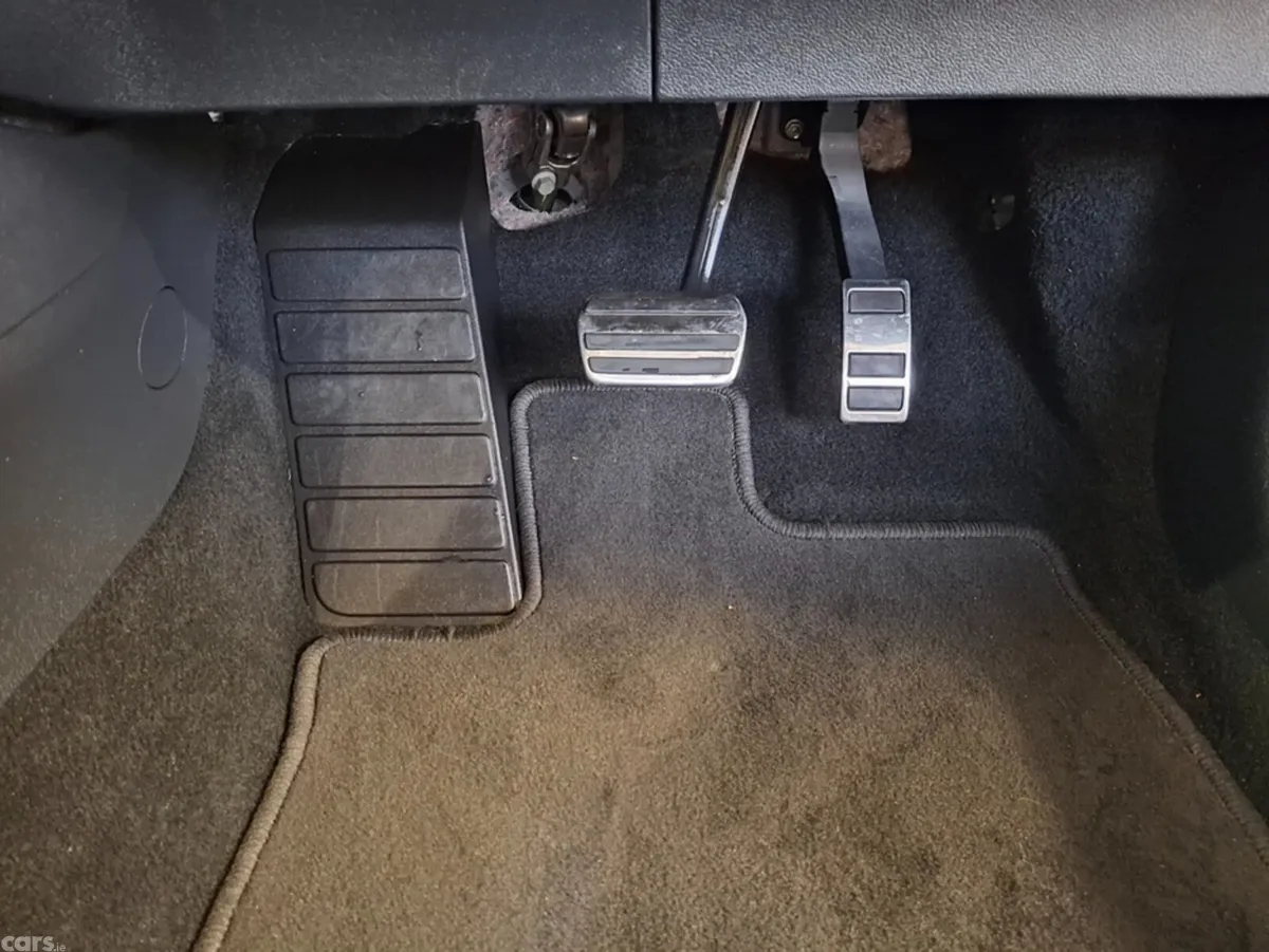 Ford Focus Hatchback, Petrol, 2022, White