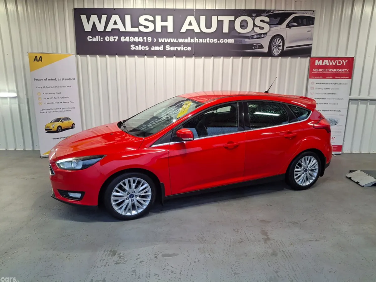 Ford Focus Hatchback, Diesel, 2017, Red