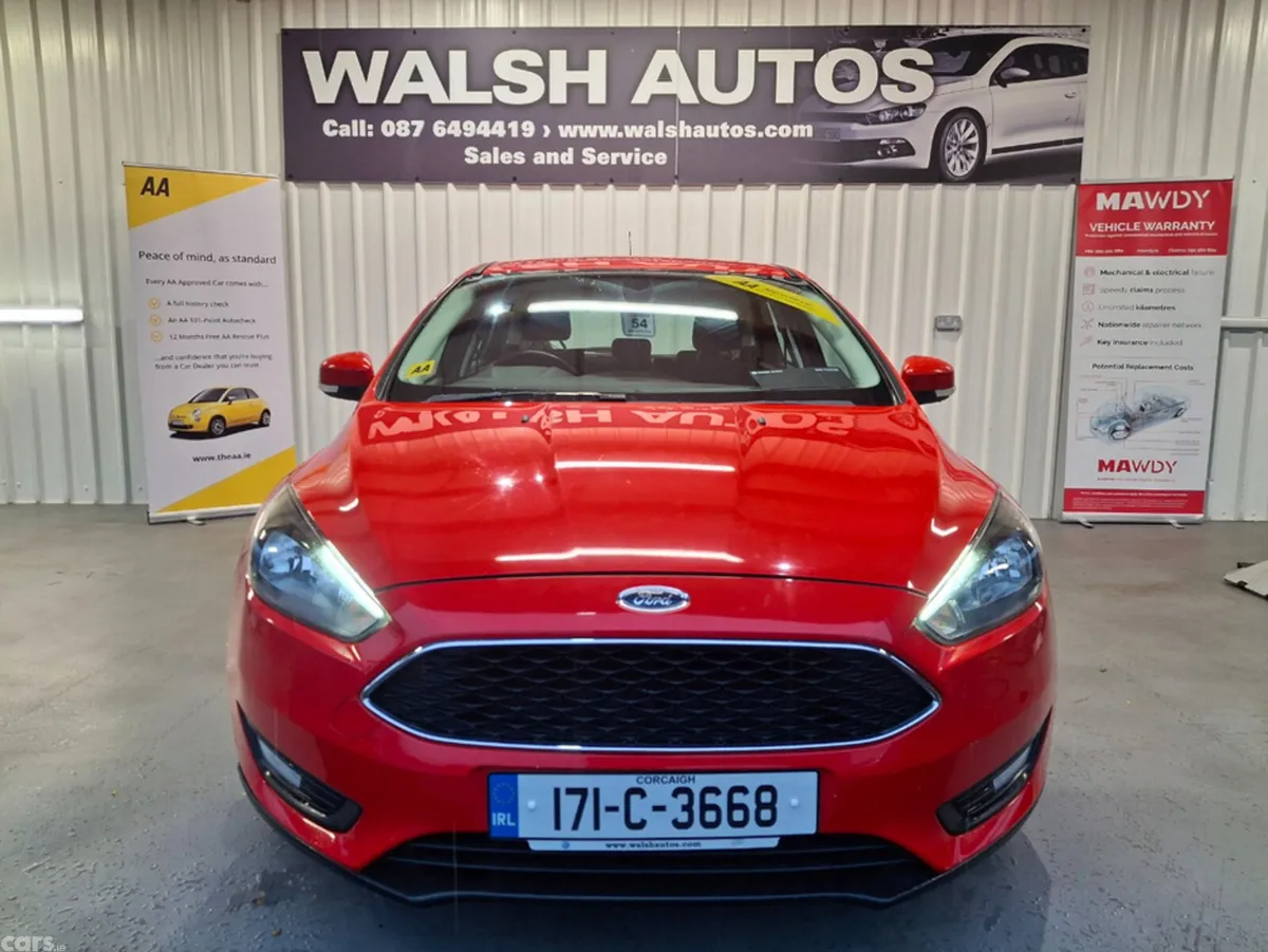 Ford Focus Hatchback, Diesel, 2017, Red