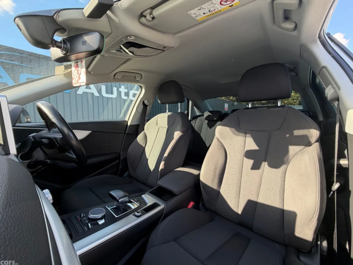 Audi A4 Saloon, Petrol, 2017, White