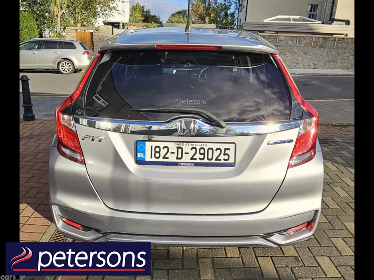 Honda Fit Hatchback, Petrol Hybrid, 2018, Silver