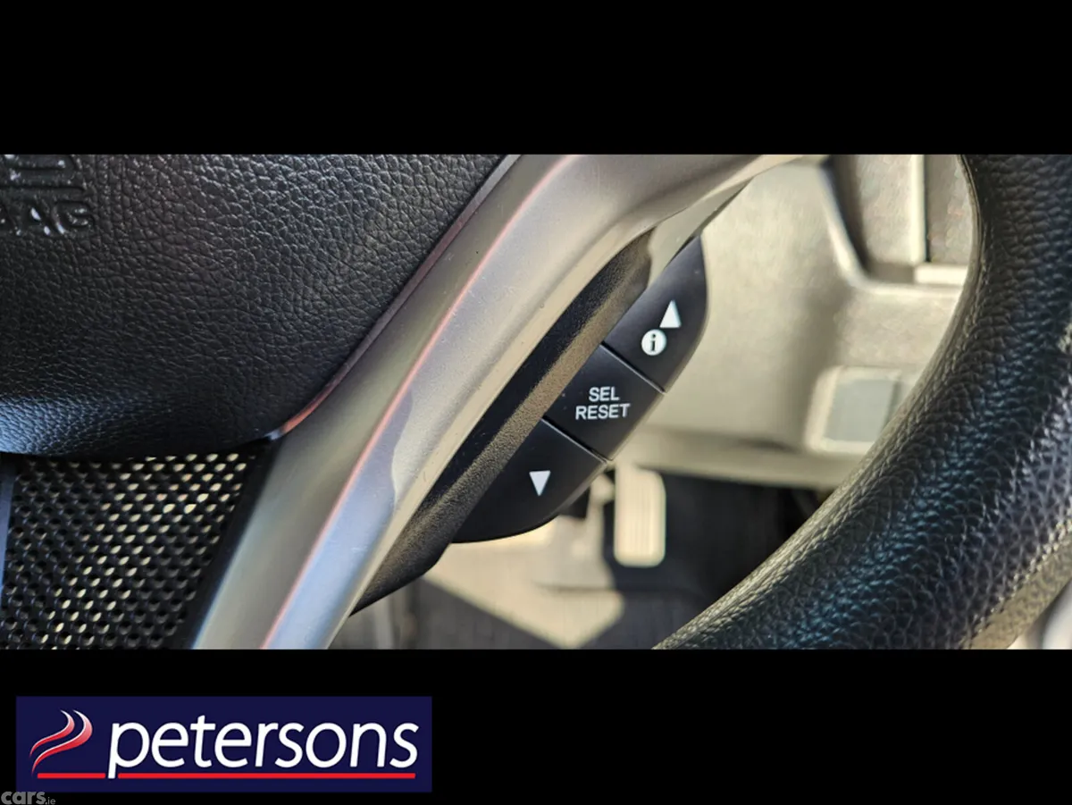 Honda Fit Hatchback, Petrol Hybrid, 2018, Silver