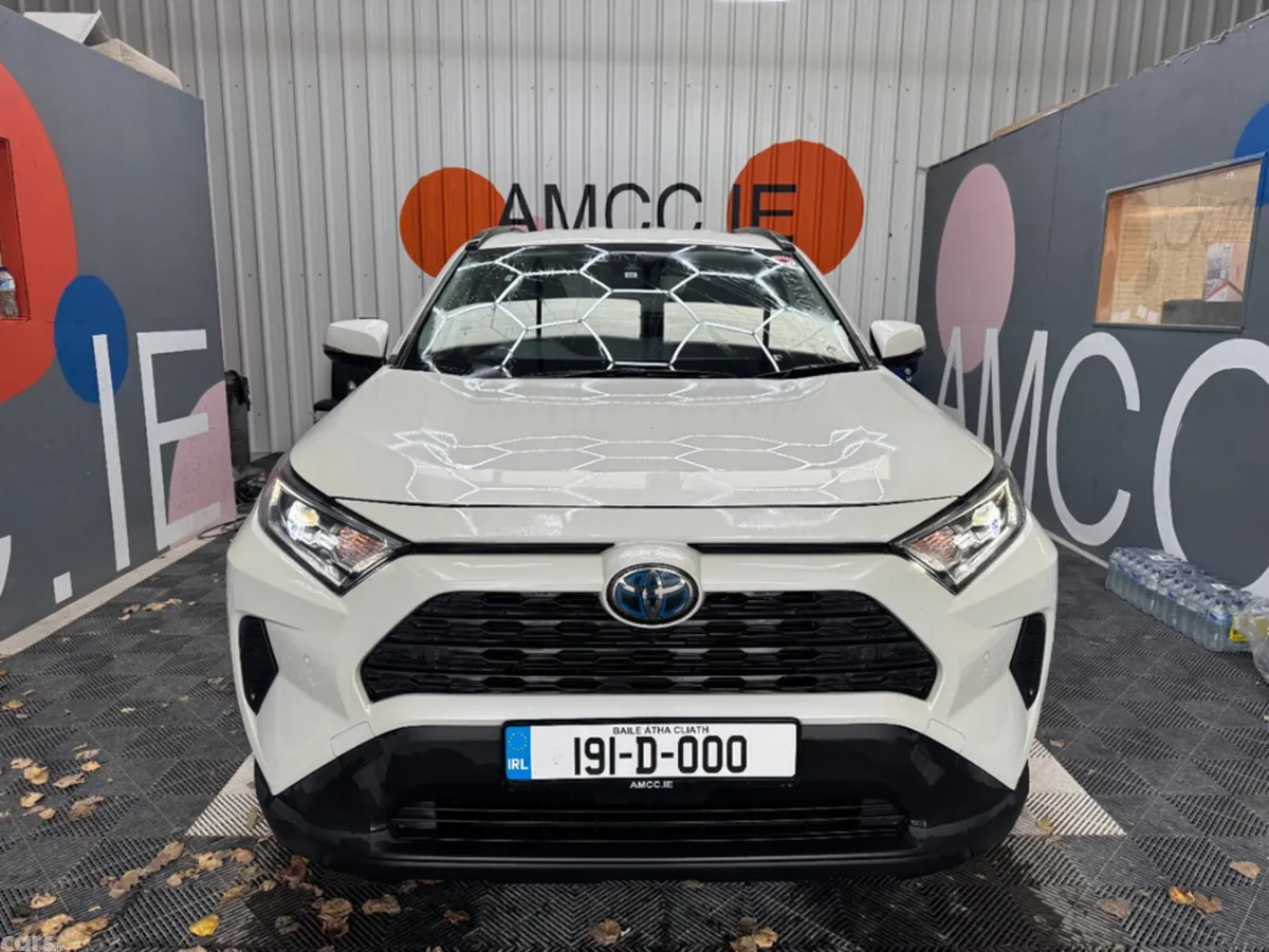 Toyota RAV4 SUV, Petrol Hybrid, 2019, White
