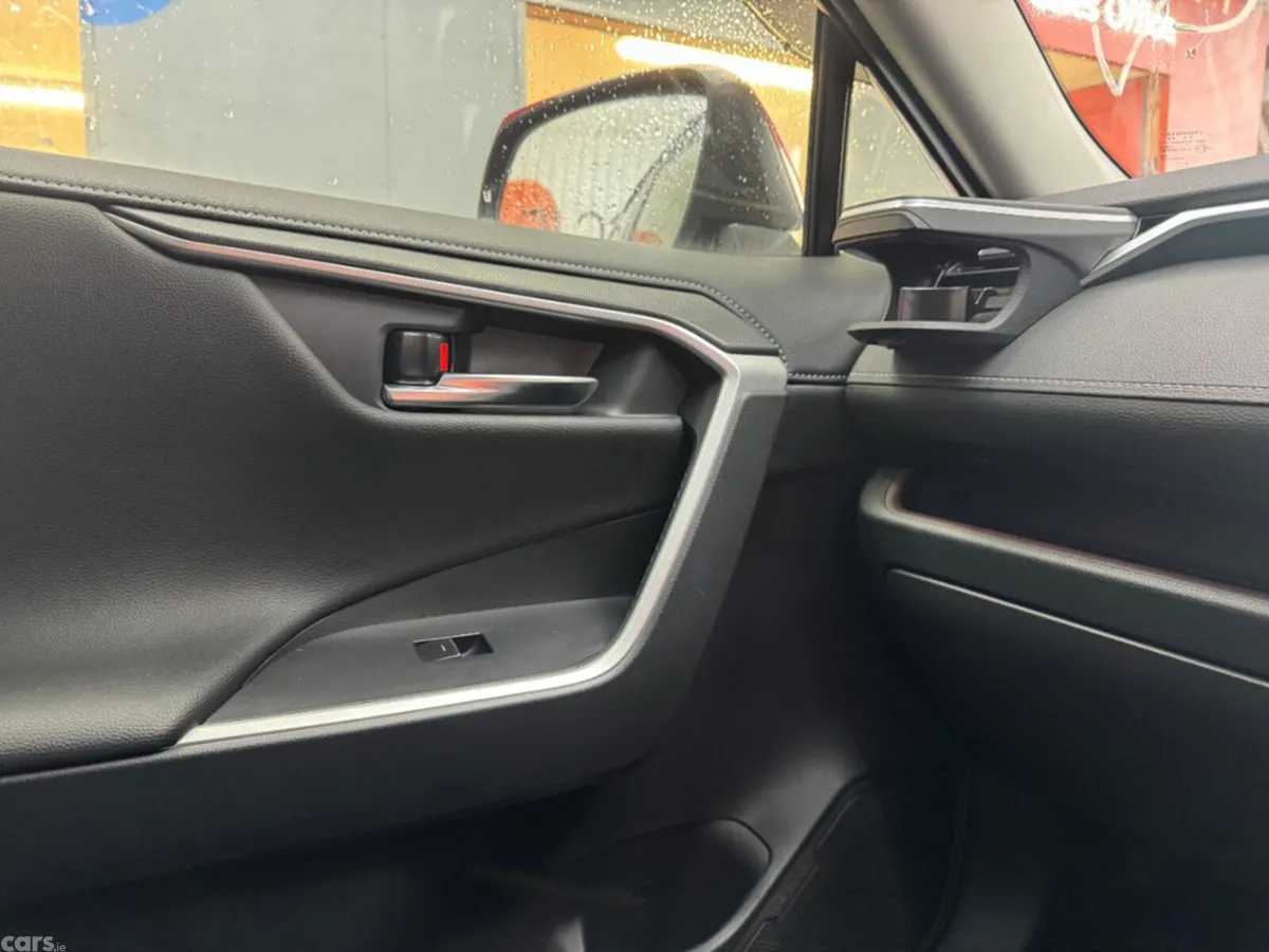 Toyota RAV4 SUV, Petrol Hybrid, 2024, Red