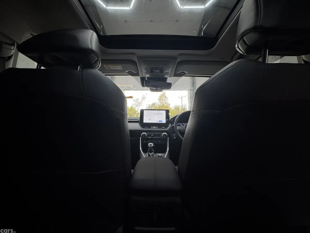 Toyota RAV4 SUV, Petrol Hybrid, 2024, Red