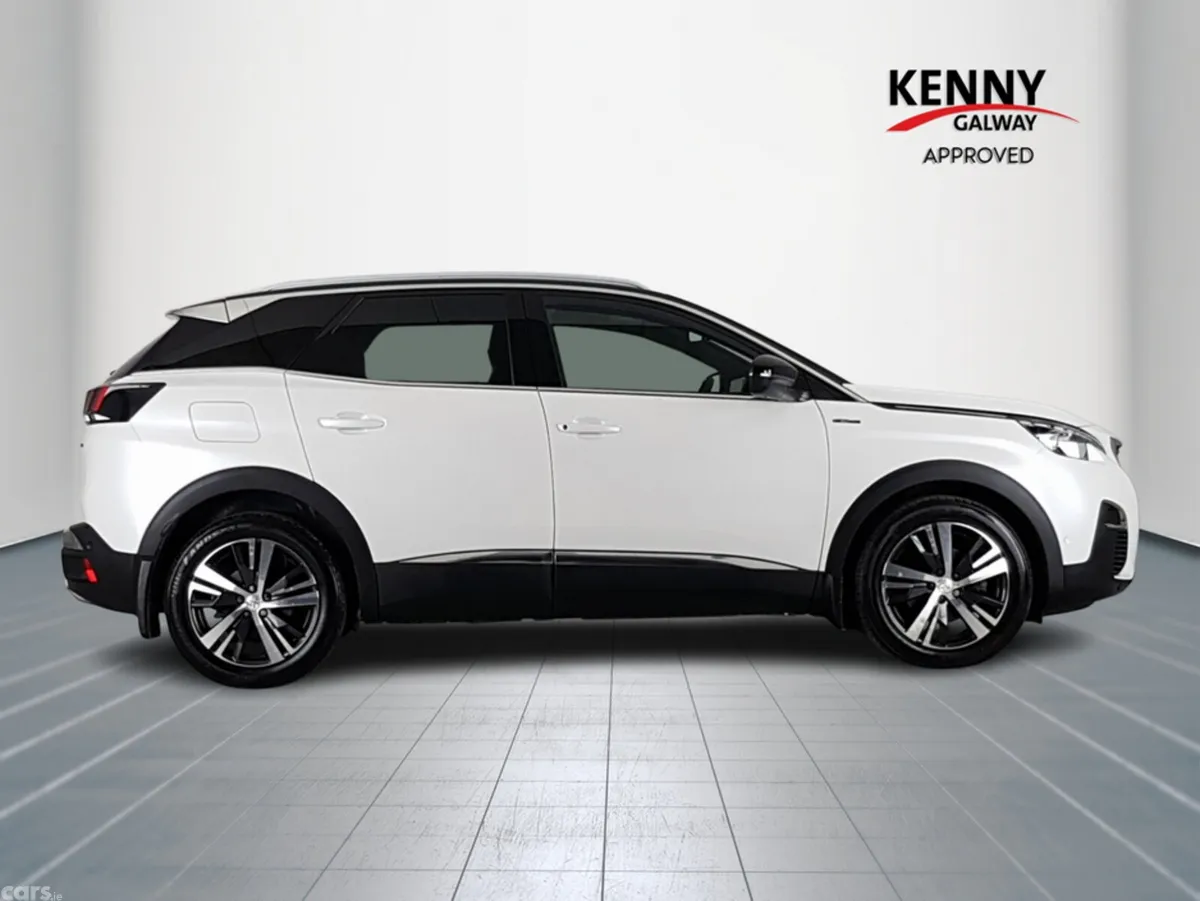Peugeot 3008 MPV, Petrol, 2019, White