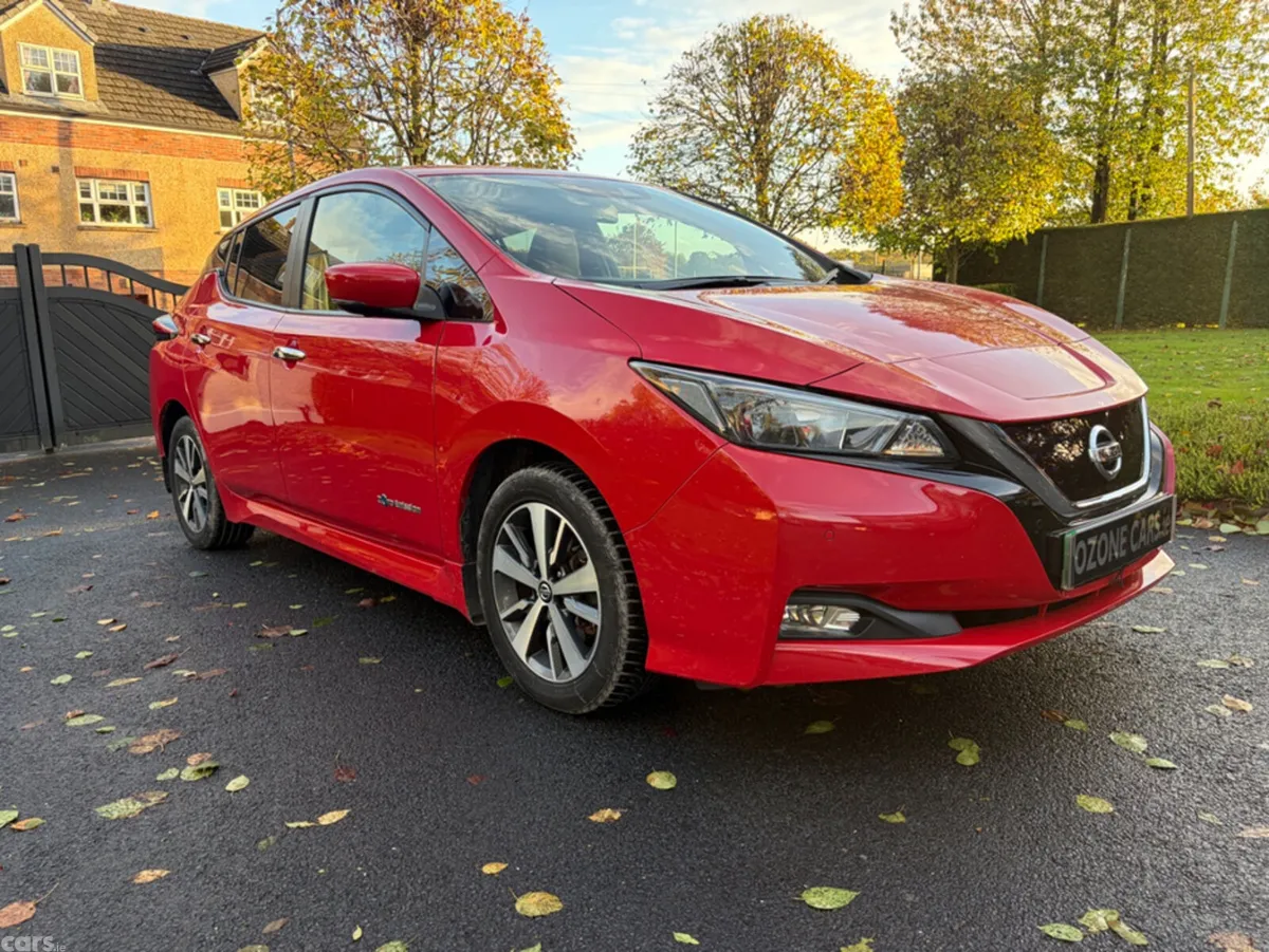 Nissan Leaf Hatchback, Electric, 2019, Red