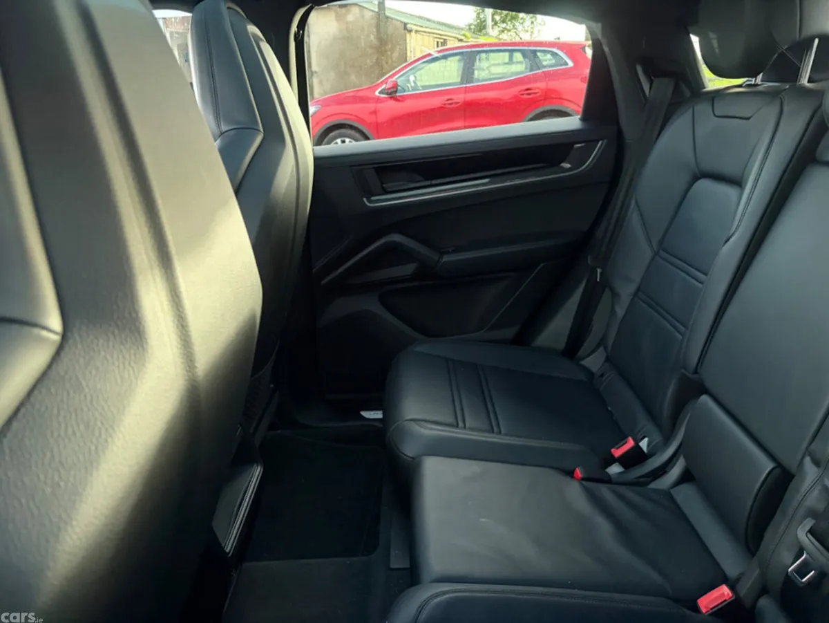Nissan Leaf Hatchback, Electric, 2019, Red