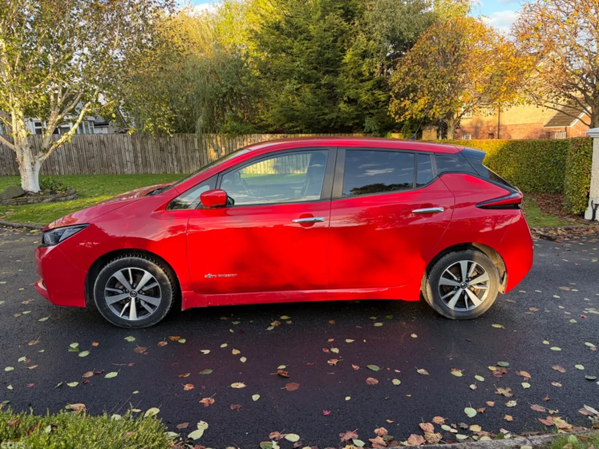 Nissan Leaf Hatchback, Electric, 2019, Red