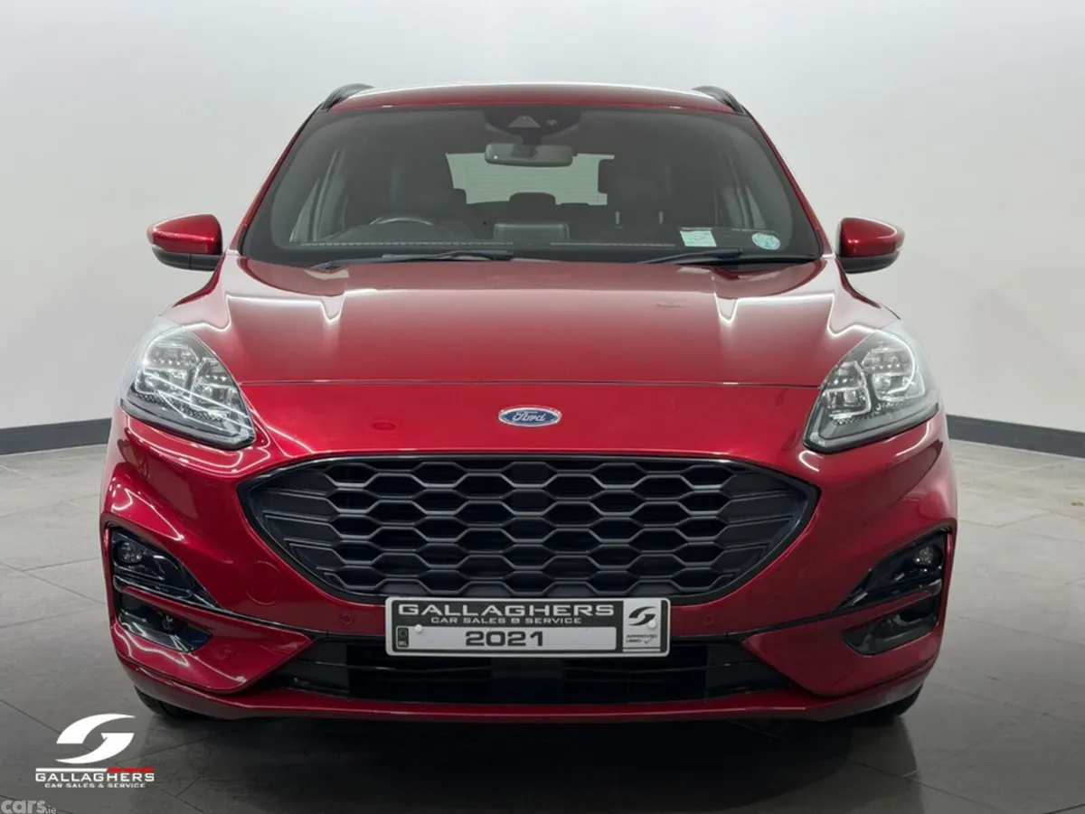 Ford Kuga Hatchback, Diesel, 2021, Red