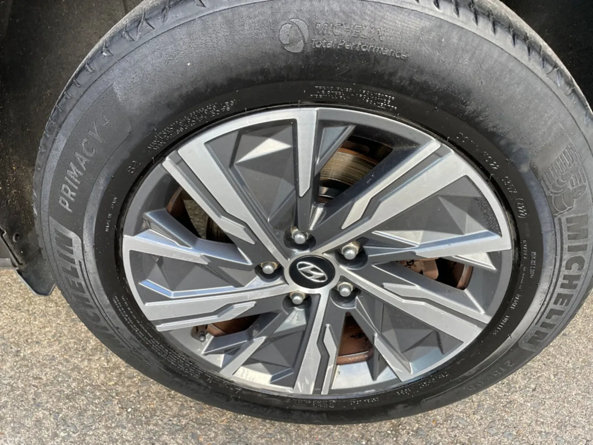 Hyundai Tucson SUV, Petrol Hybrid, 2023, Black