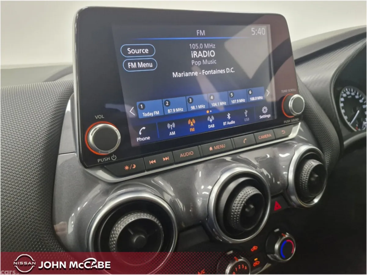Nissan Juke MPV, Petrol, 2024, Red