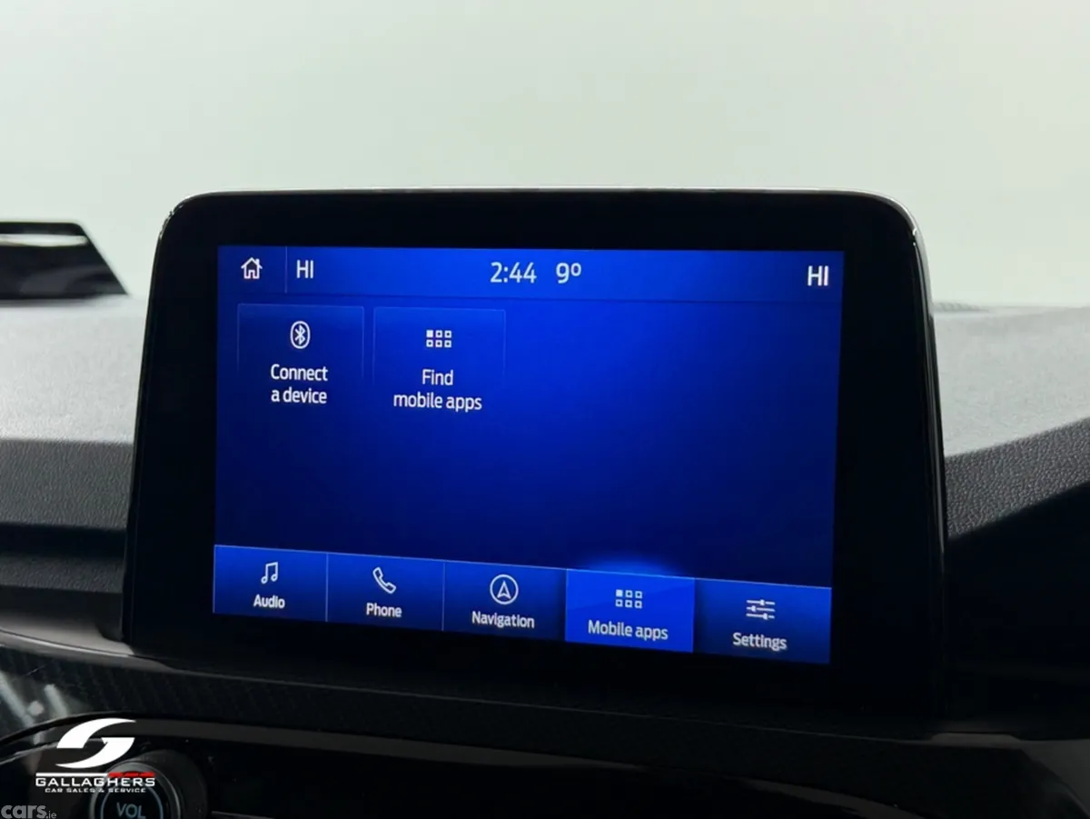 Ford Kuga Hatchback, Diesel, 2021, Red