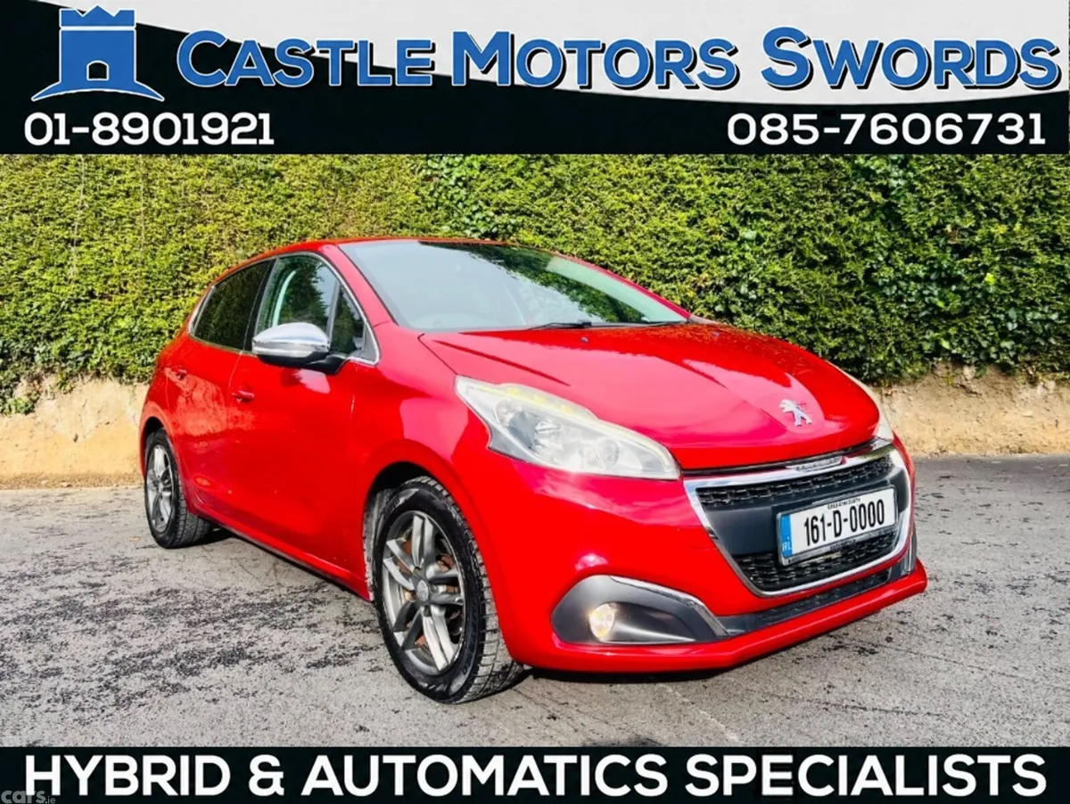 Peugeot 208 Hatchback, Petrol, 2016, Red