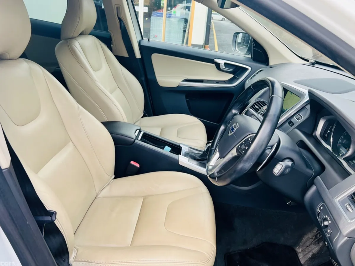 Volvo XC60 SUV, Diesel, 2015, White