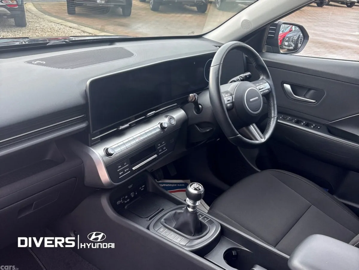 Hyundai KONA MPV, Petrol, 2026, Black