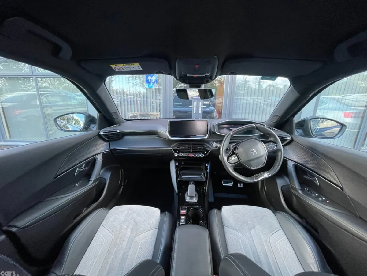 Peugeot 2008 Hatchback, Electric, 2021, Black