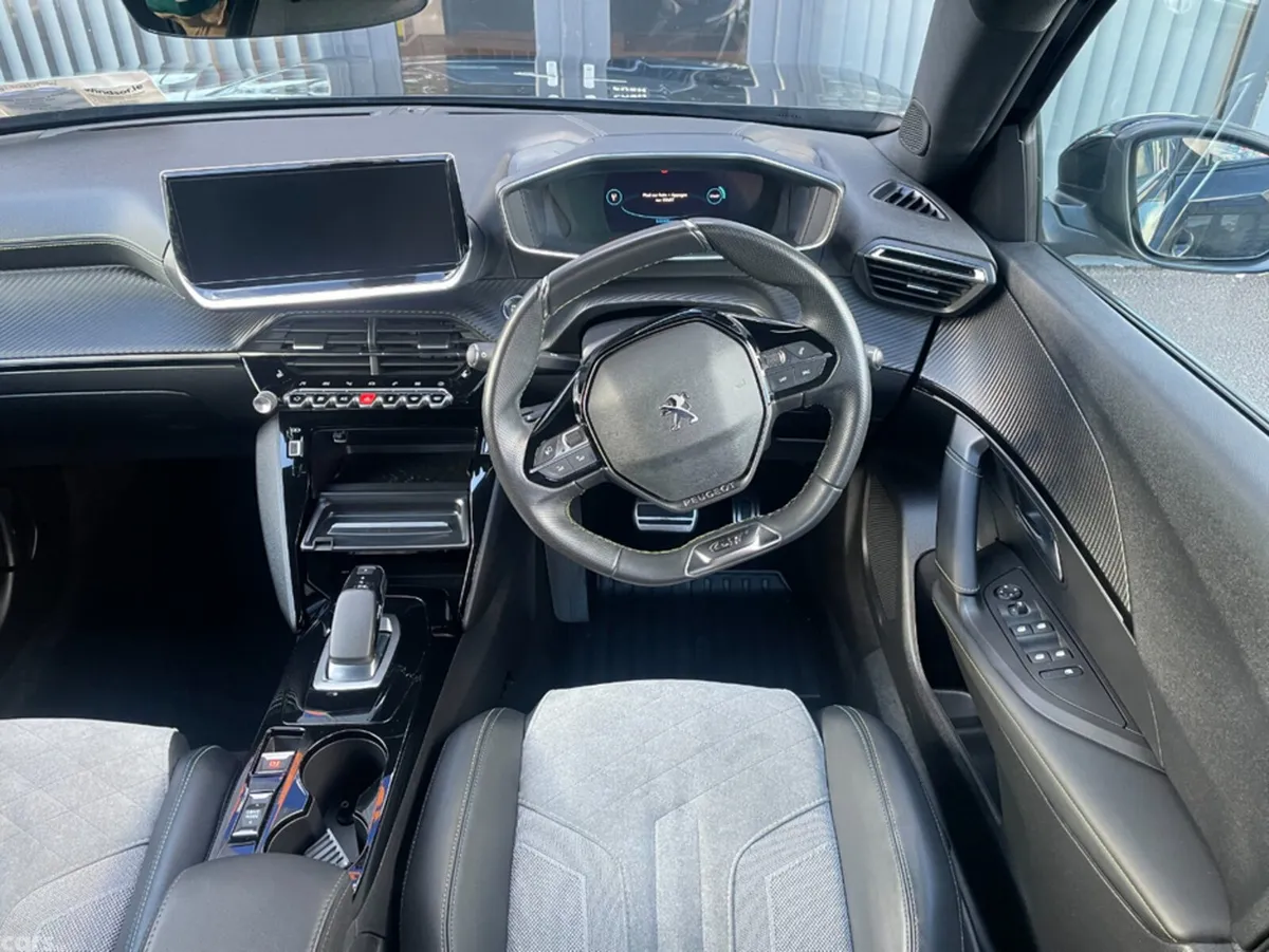 Peugeot 2008 Hatchback, Electric, 2021, Black