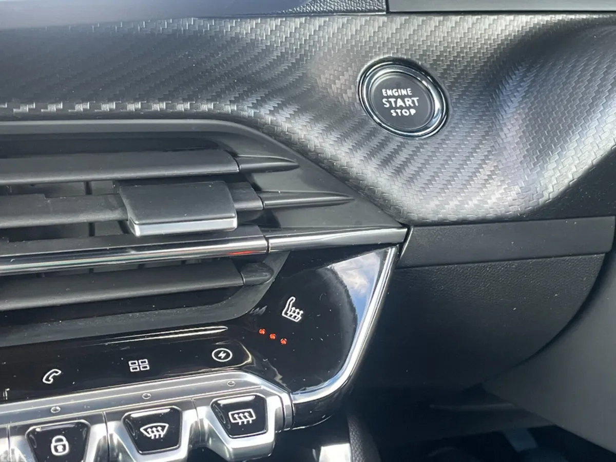 Peugeot 2008 Hatchback, Electric, 2021, Black