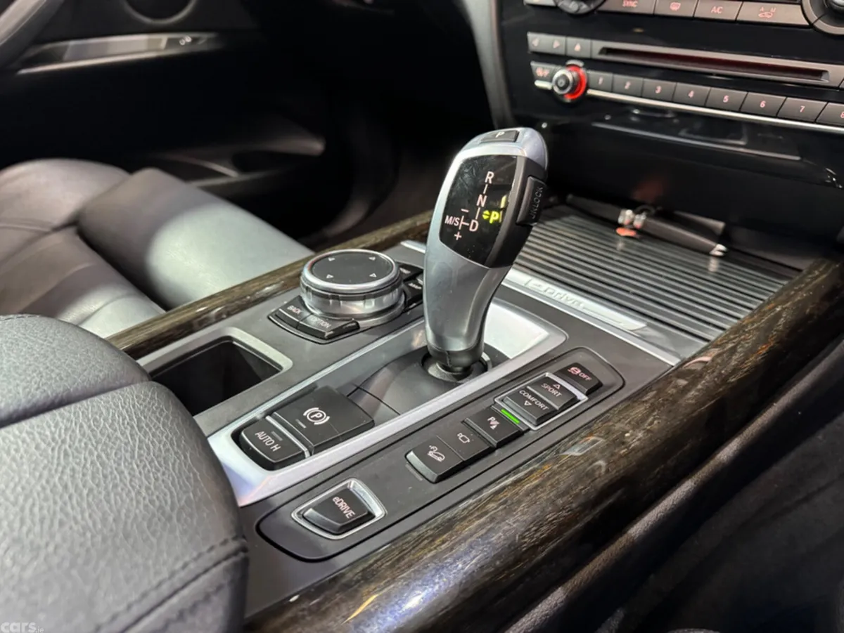 BMW X5 SUV, Petrol Plug-in Hybrid, 2016, White