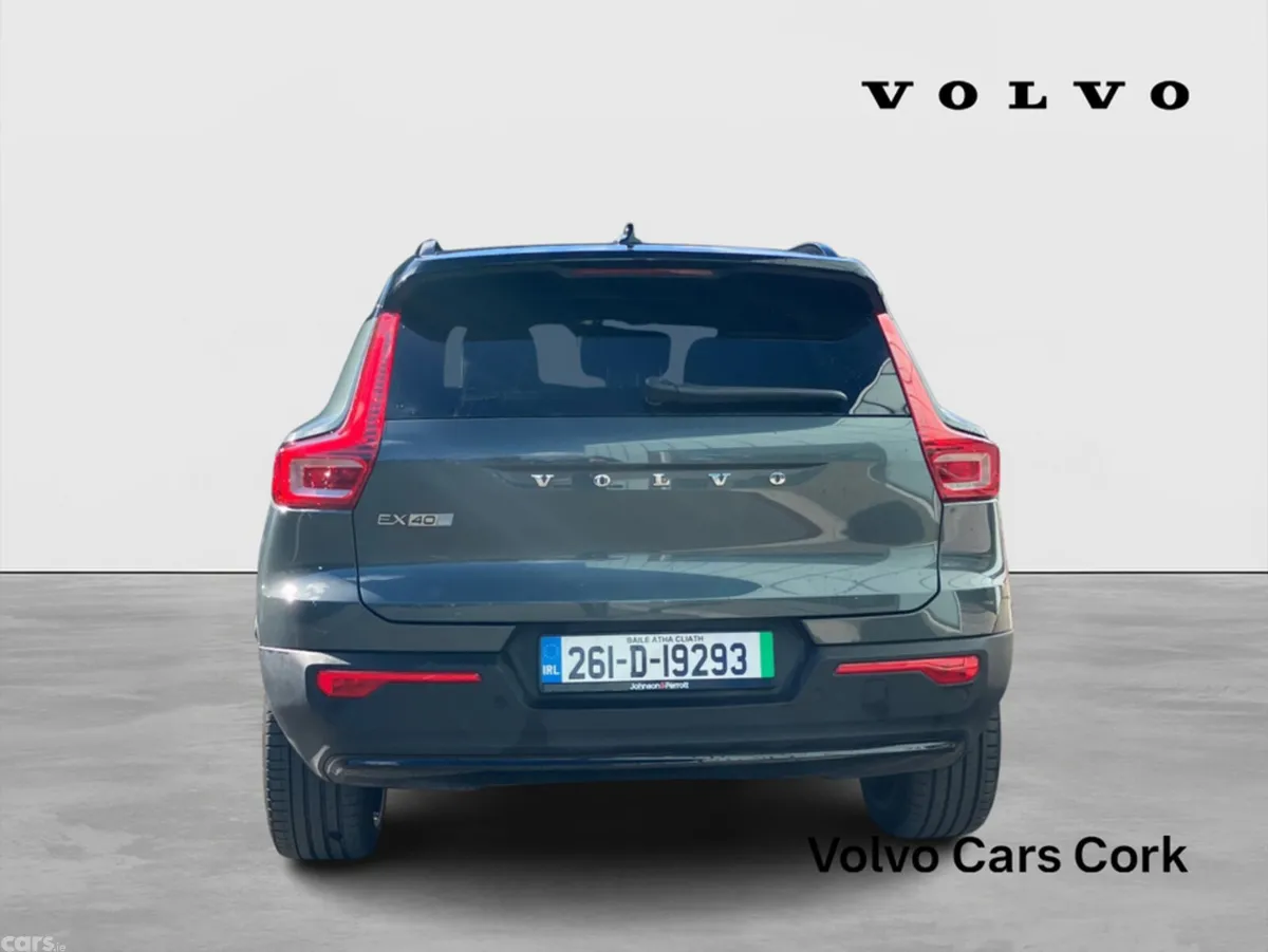 Volvo EX40 SUV, Electric, 2026, Green