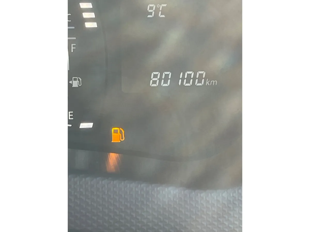 Suzuki Swift Hatchback, Petrol Hybrid, 2016, Silver