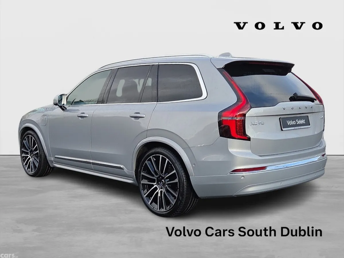 Volvo XC90 SUV, Petrol Plug-in Hybrid, 2025, Silver