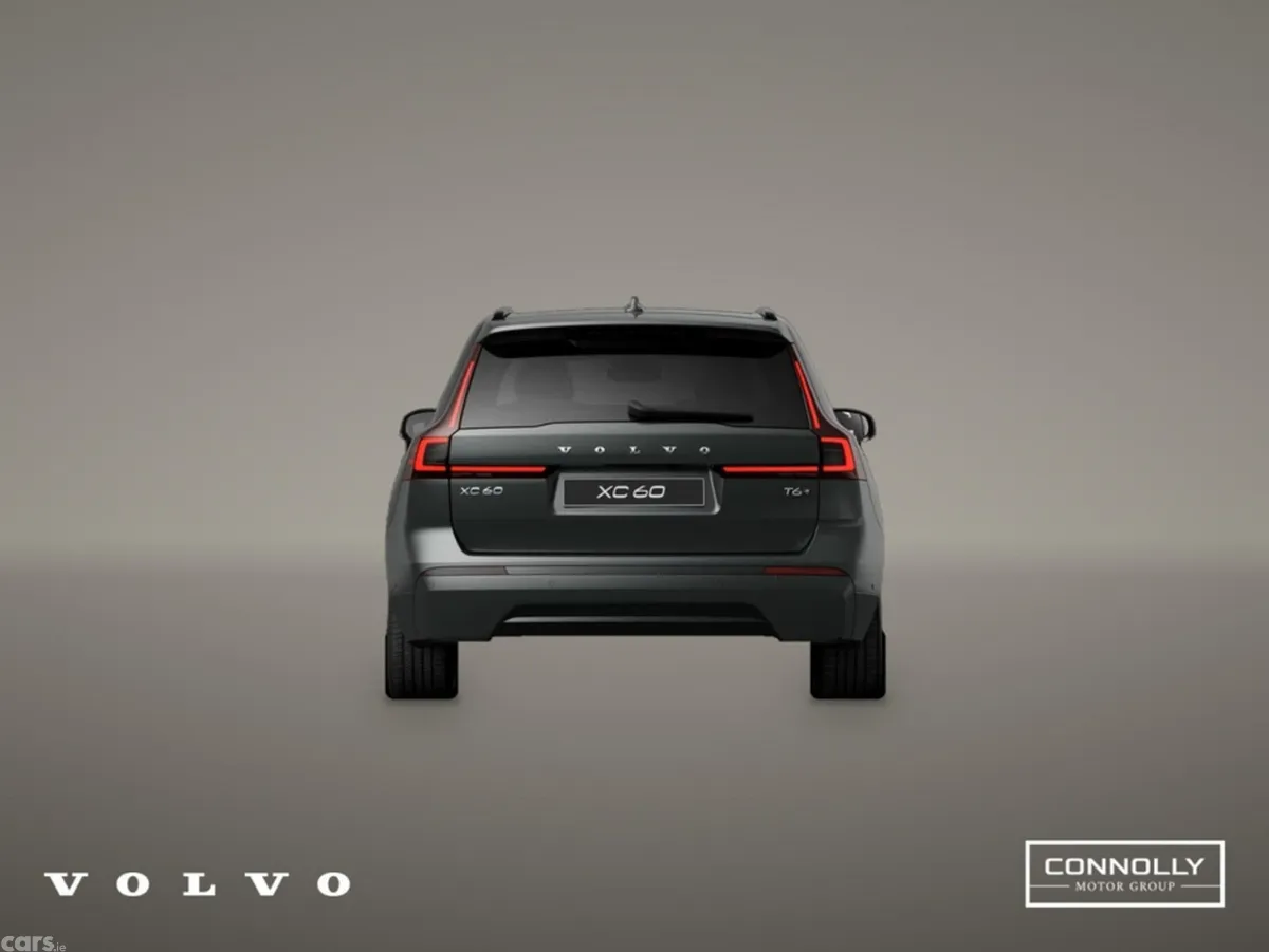 Volvo XC60 SUV, Petrol Plug-in Hybrid, 2027, Green
