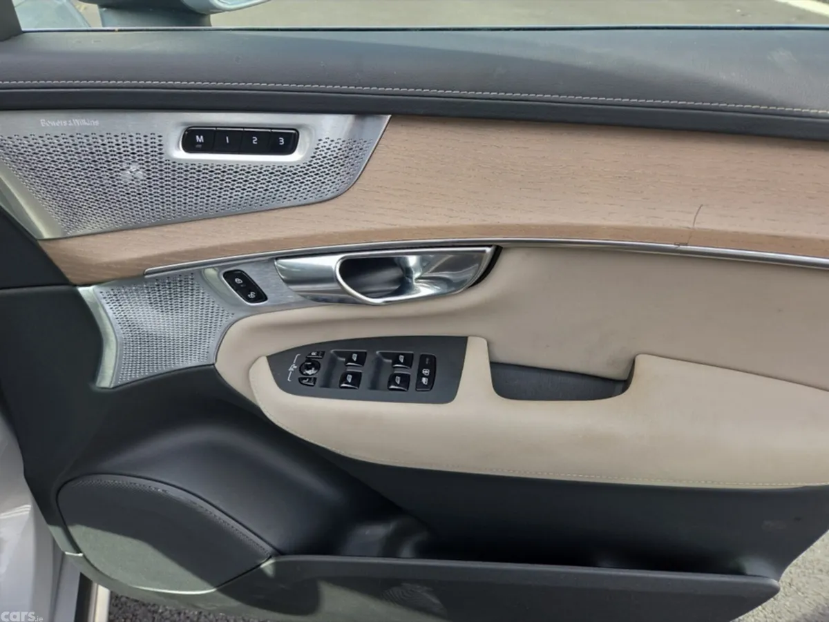 Volvo XC90 SUV, Petrol Plug-in Hybrid, 2025, Silver
