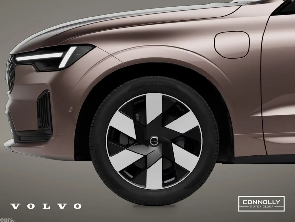 Volvo XC60 SUV, Petrol Plug-in Hybrid, 2027, Bronze