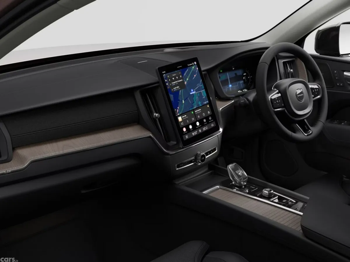 Volvo XC60 SUV, Petrol Plug-in Hybrid, 2027, Bronze