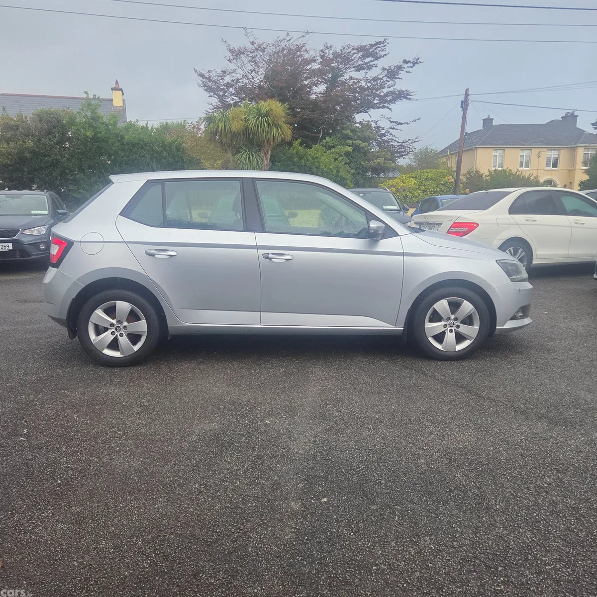 Skoda Fabia Hatchback, Petrol, 2016, Silver