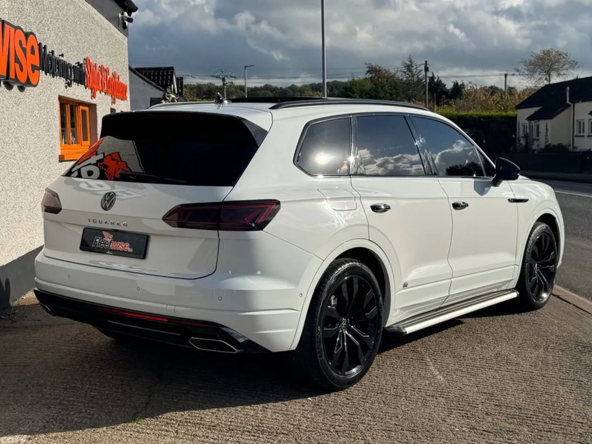 Volkswagen Touareg SUV, Diesel, 2023, White