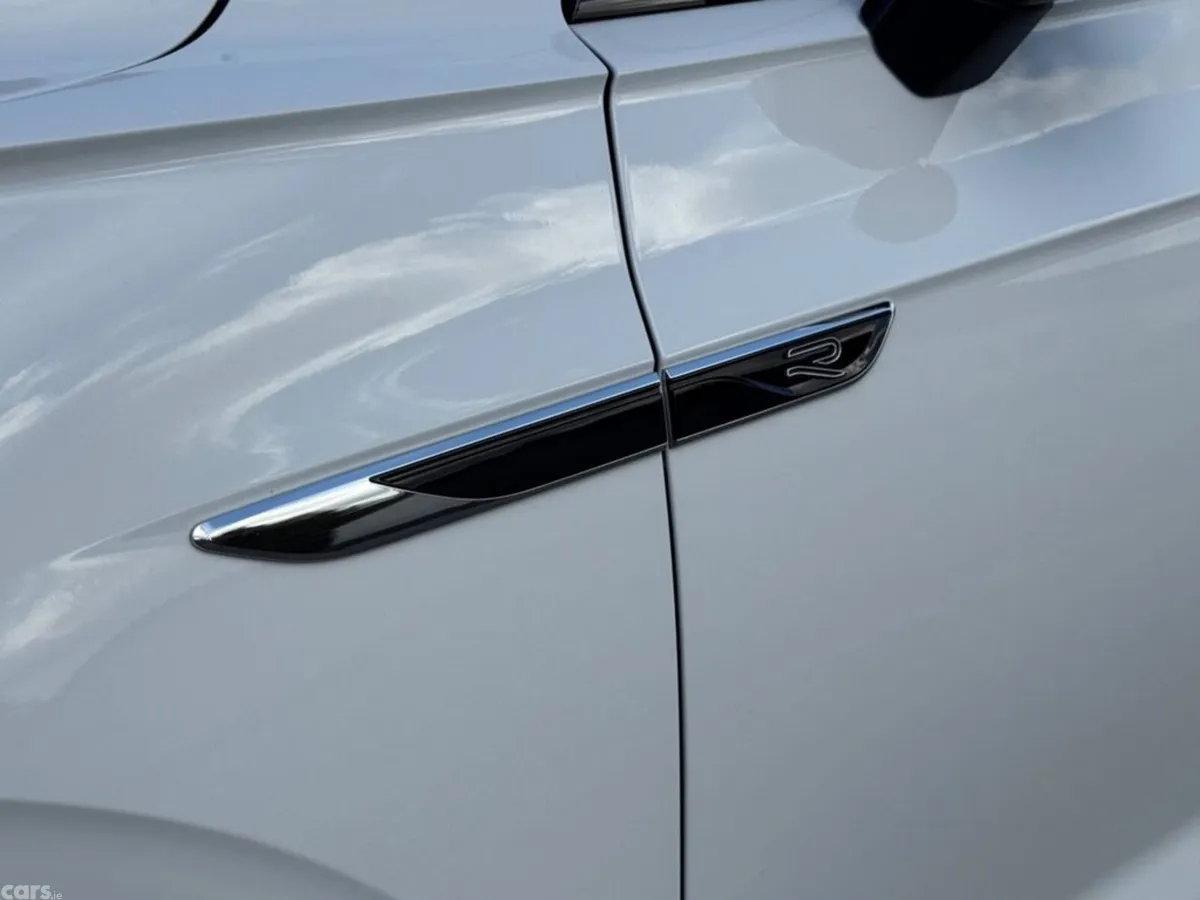 Volkswagen Touareg SUV, Diesel, 2023, White