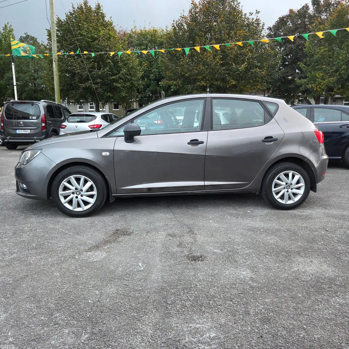 SEAT Ibiza MPV, Petrol, 2016, Grey