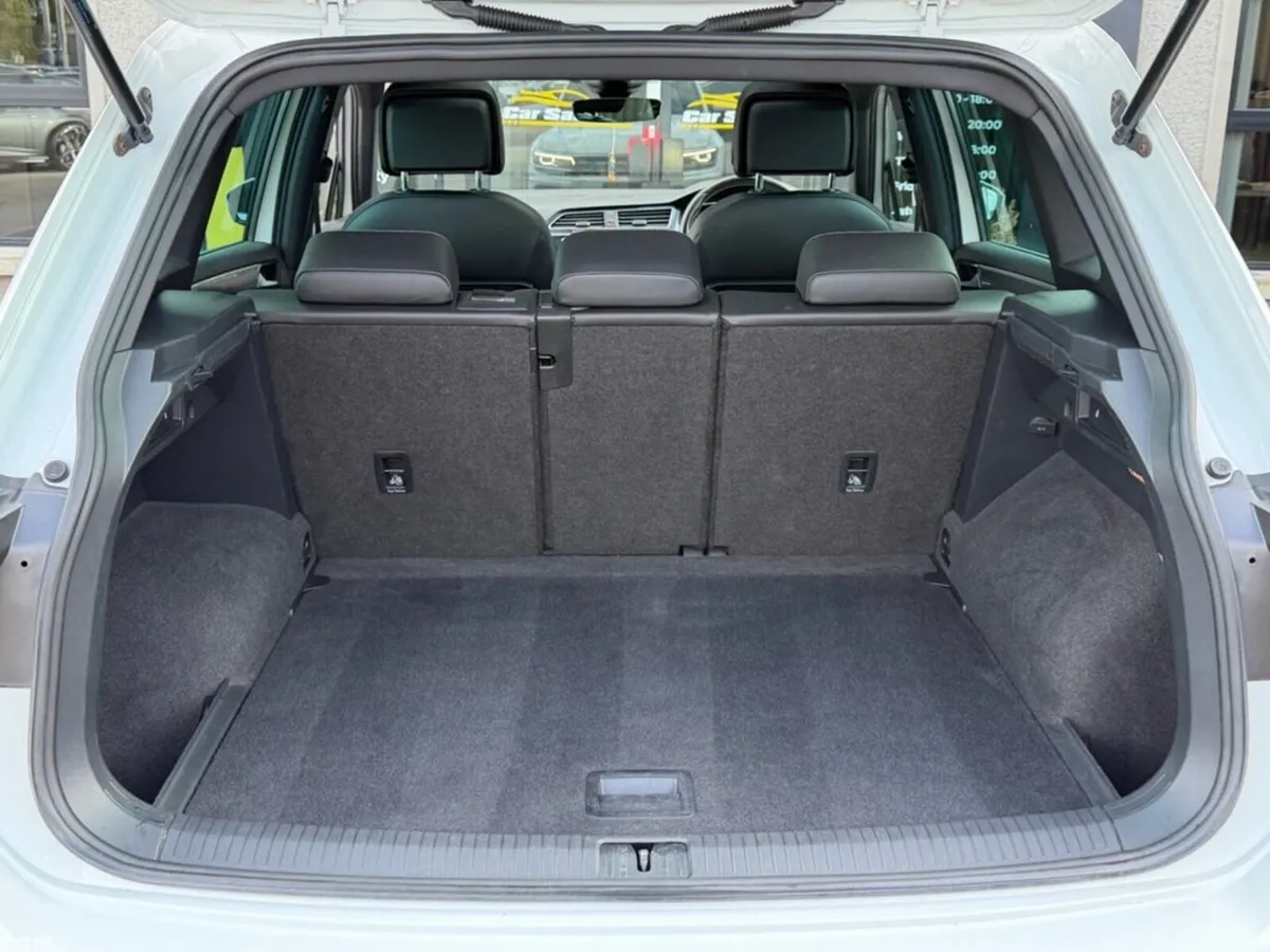 Volkswagen Tiguan SUV, Diesel, 2017, White