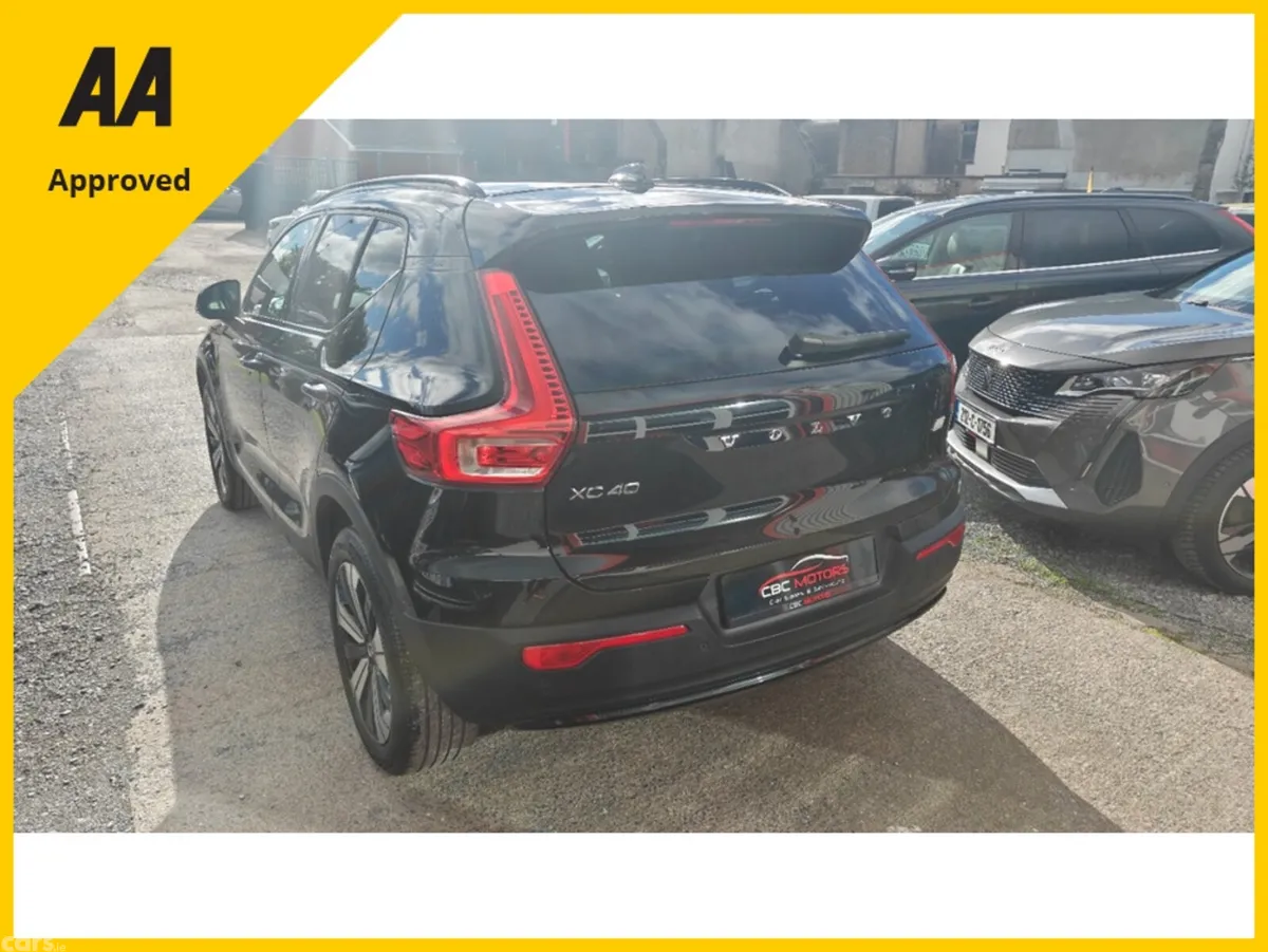 Volvo XC40 SUV, Petrol Plug-in Hybrid, 2023, Black