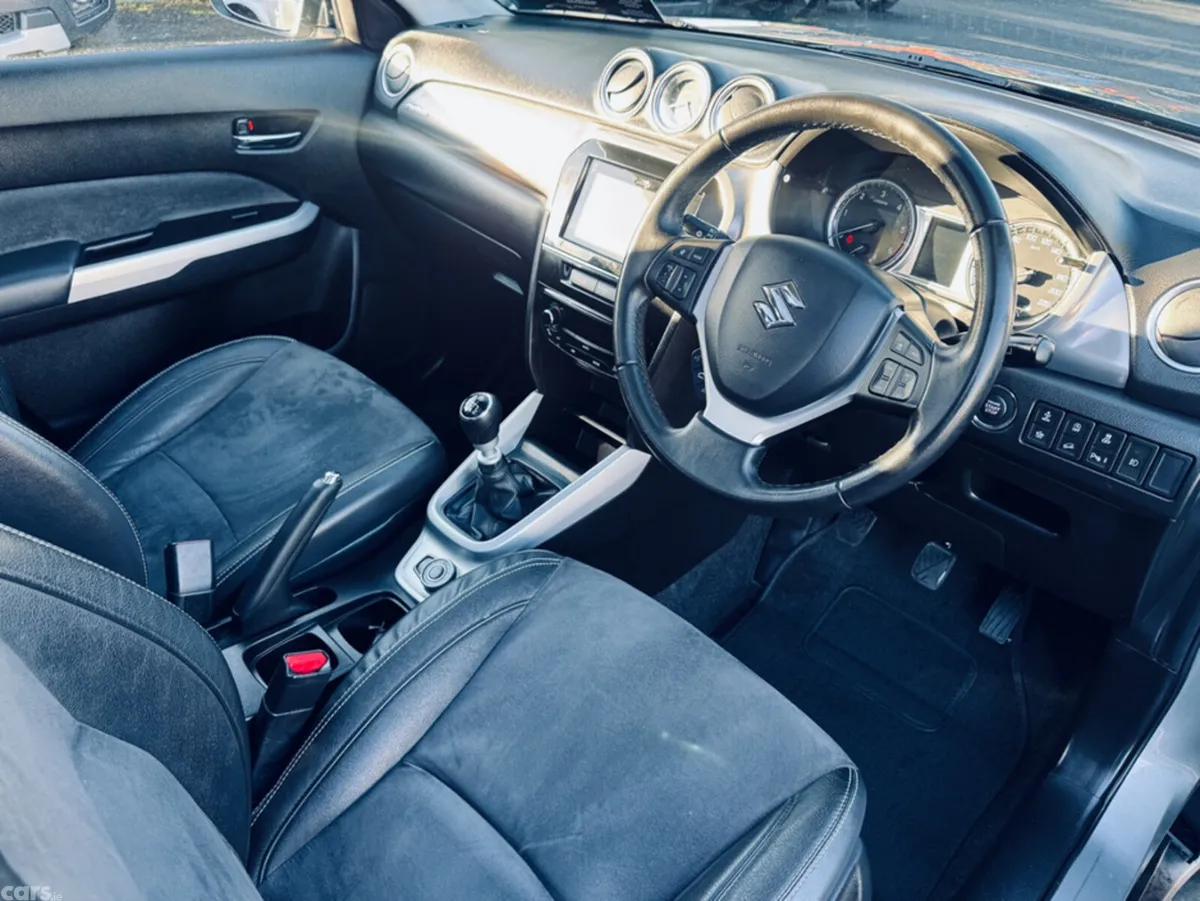 Suzuki Vitara SUV, Diesel, 2015, Grey