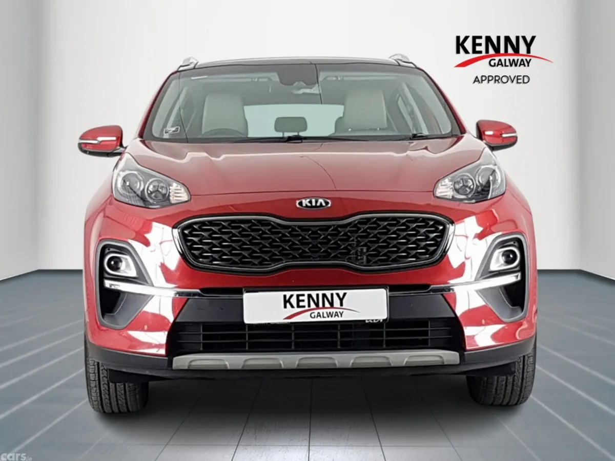 Kia Sportage MPV, Diesel Hybrid, 2022, Red
