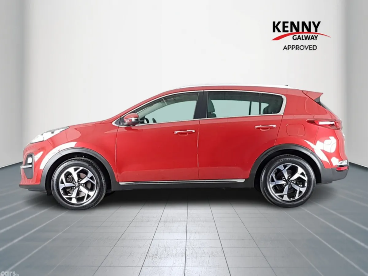 Kia Sportage MPV, Diesel Hybrid, 2022, Red