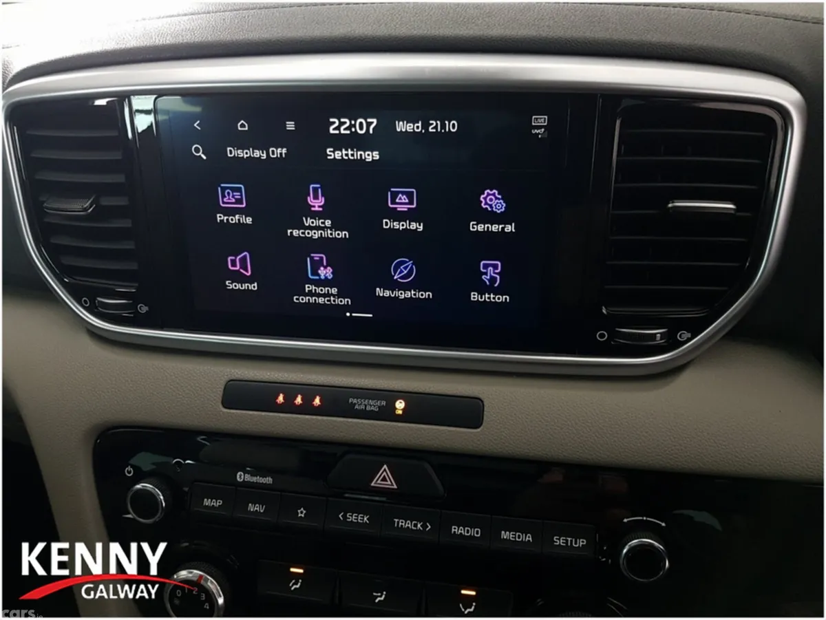 Kia Sportage MPV, Diesel Hybrid, 2022, Red