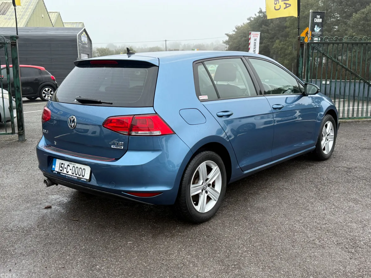 Volkswagen Golf Hatchback, Petrol, 2015, Blue