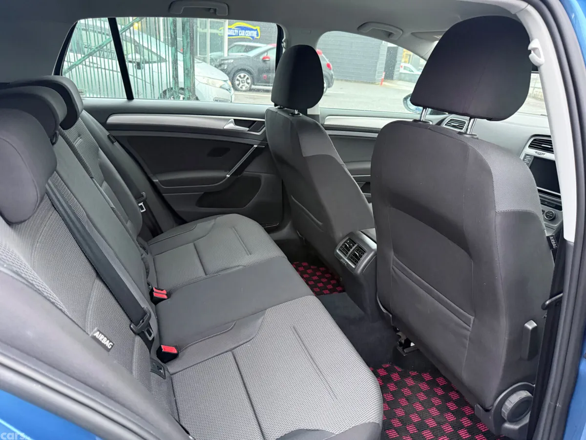 Volkswagen Golf Hatchback, Petrol, 2015, Blue