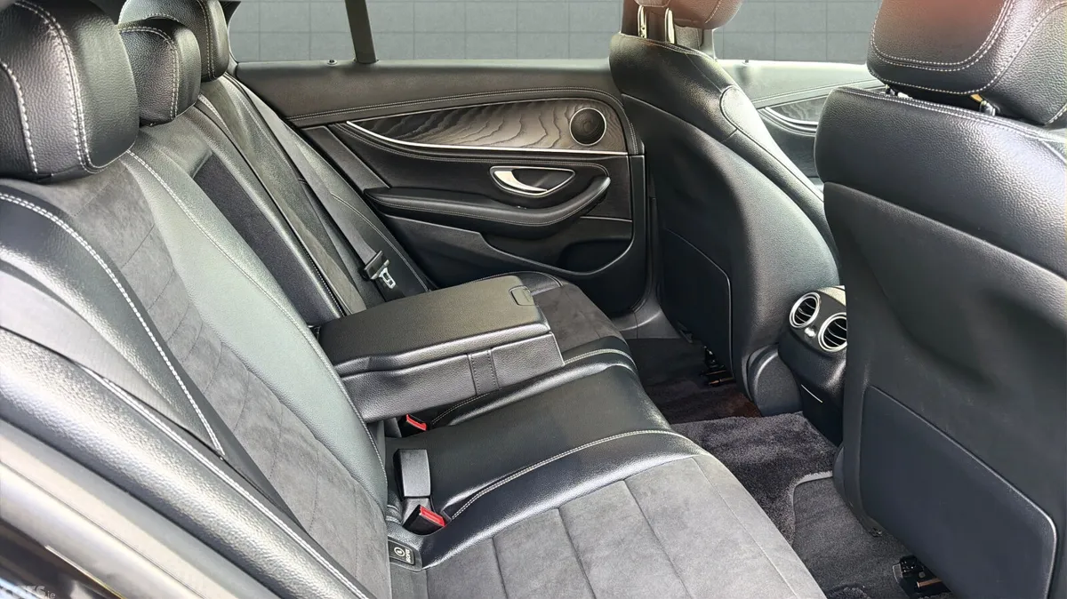 Mercedes-Benz E-Class Saloon, Diesel Plug-in Hybrid, 2021, Black