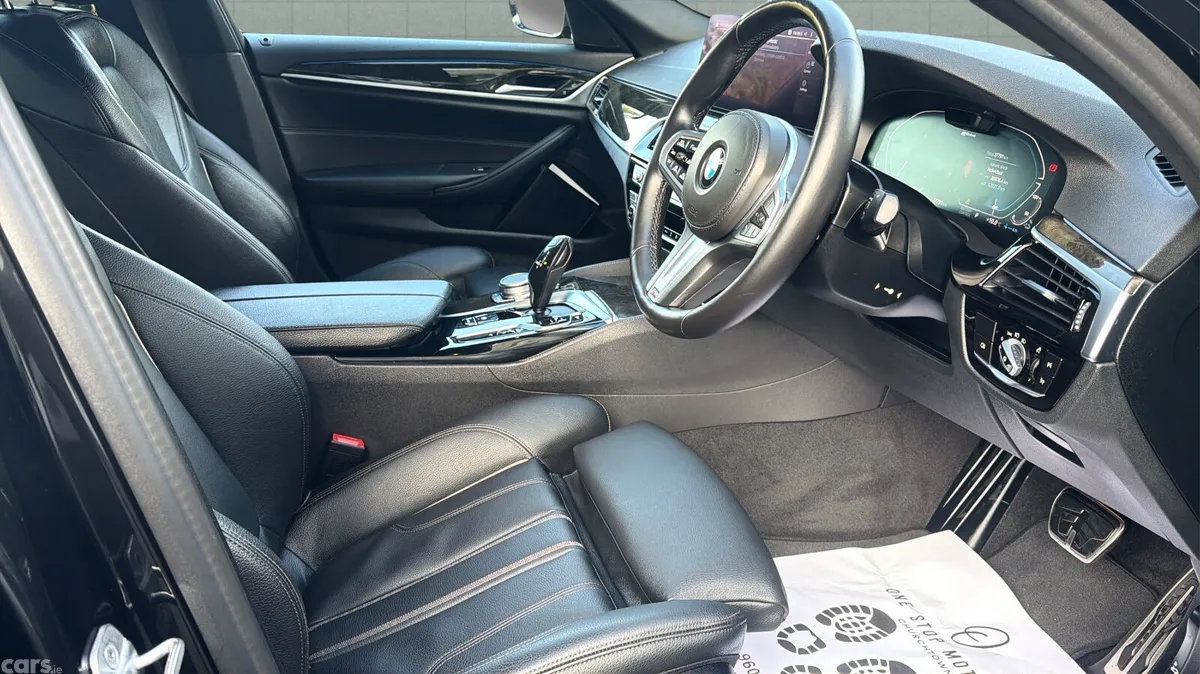 BMW 5-Series Saloon, Petrol Plug-in Hybrid, 2021, Black