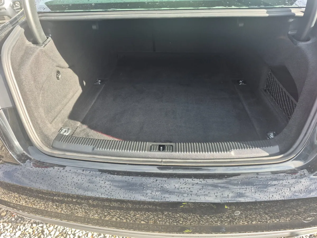Audi A6 Saloon, Diesel, 2017, Black